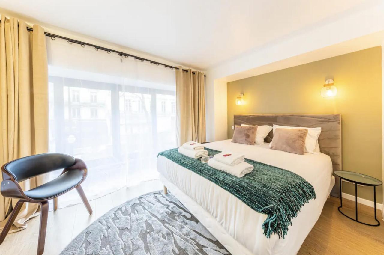 Superb In The Heart Of The 2nd District Of 8p3b Appartement